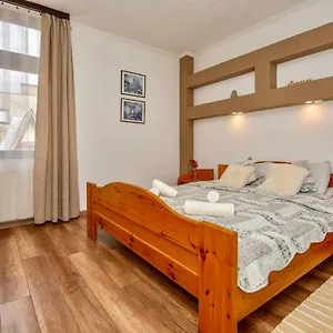 Apartment Mammut With New Ac!, Budapest