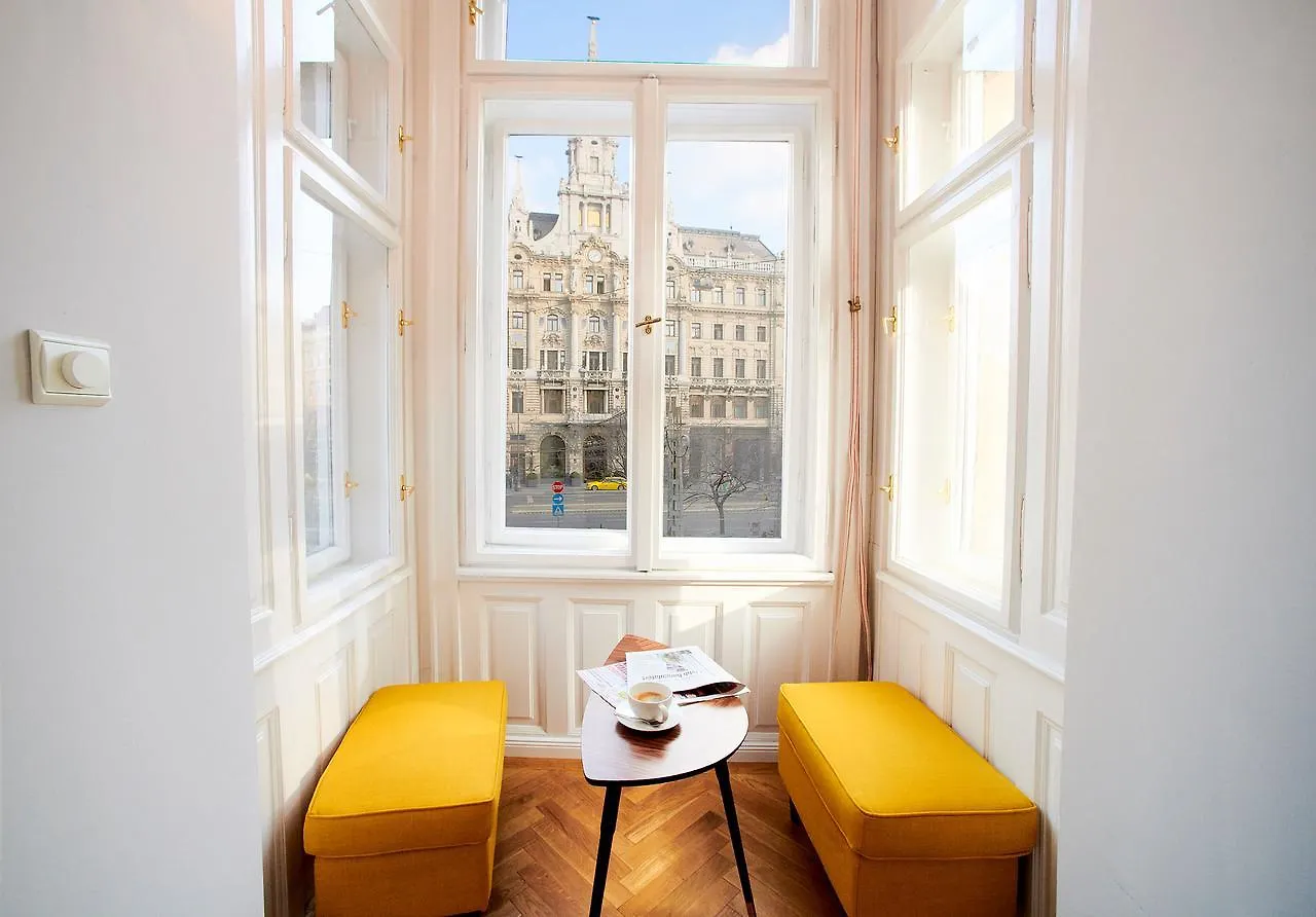 New York Palace View Apartment Budapesta 0*,